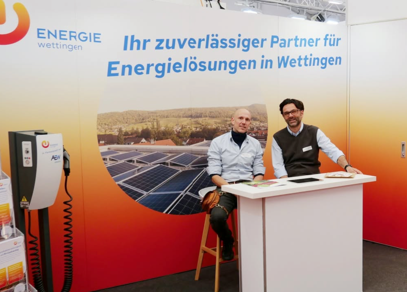 Energie Wettingen Stand an einer Messe.