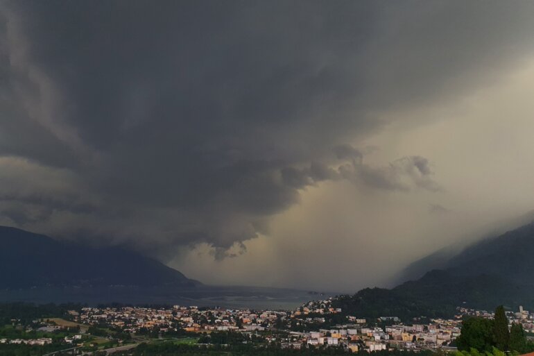 Superzellen-Gewitter über Lugano.